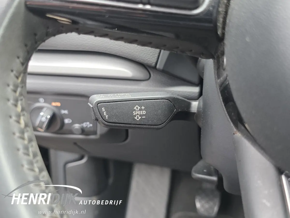 1.4 TFSI CoD Sport Virtual / Stoelverwarming / Navi / Cruise / PDC / LMV