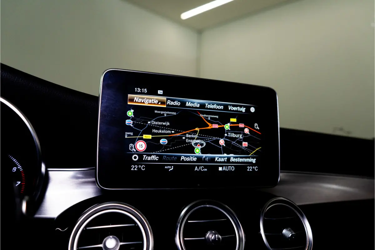 350 e Business Solution AMG 279PK | Pano | Keyless | 360 | Sfeerverlichting