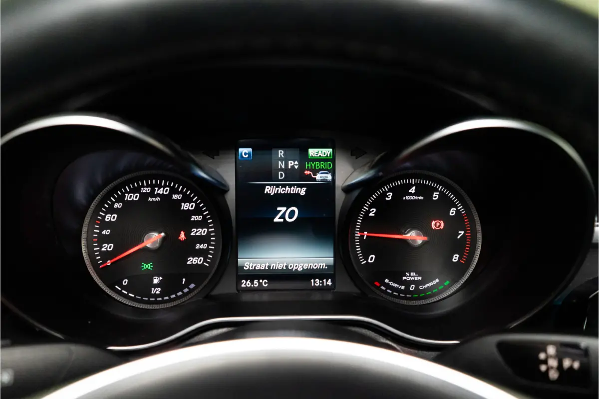350 e Business Solution AMG 279PK | Pano | Keyless | 360 | Sfeerverlichting