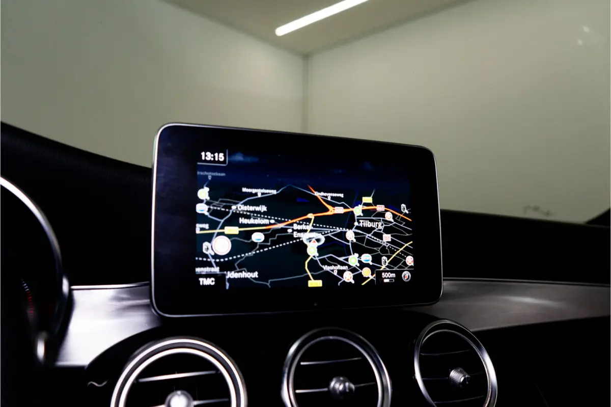 350 e Business Solution AMG 279PK | Pano | Keyless | 360 | Sfeerverlichting