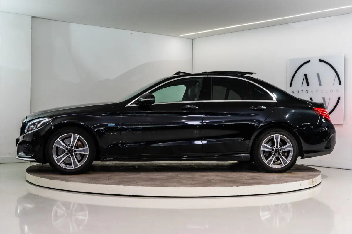 350 e Business Solution AMG 279PK | Pano | Keyless | 360 | Sfeerverlichting