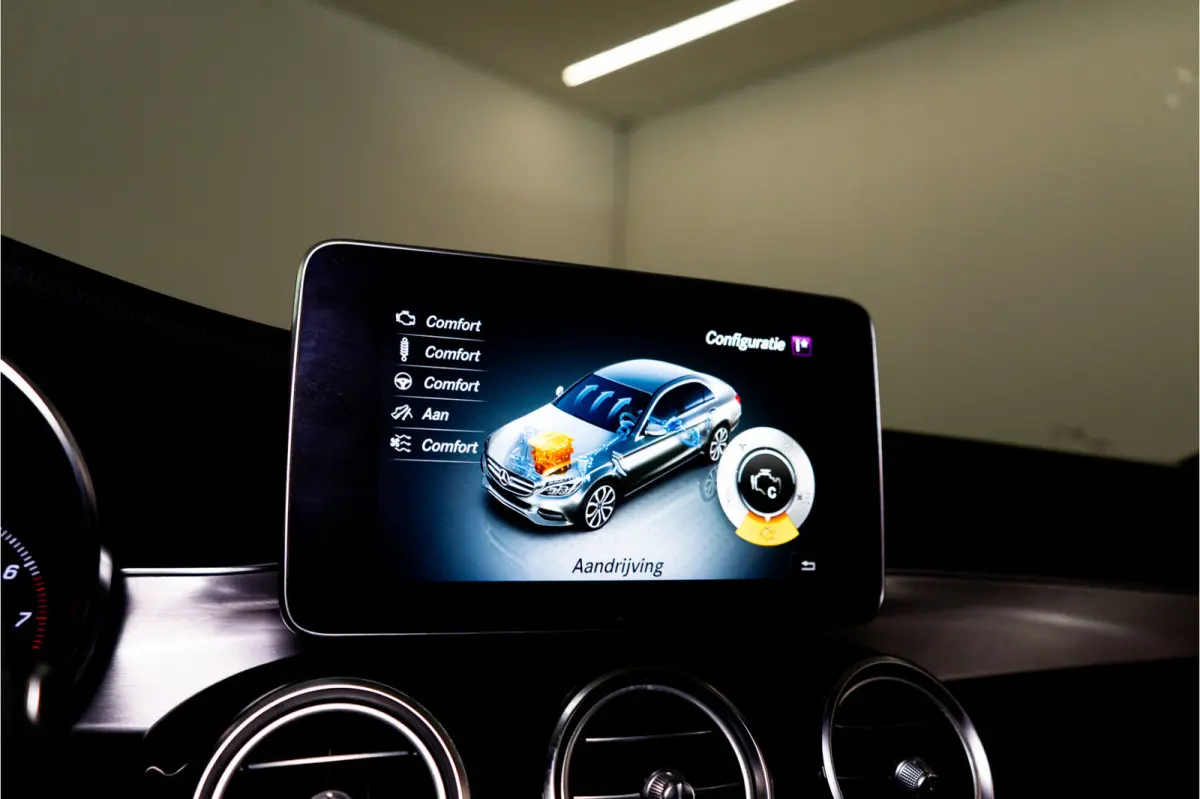 350 e Business Solution AMG 279PK | Pano | Keyless | 360 | Sfeerverlichting