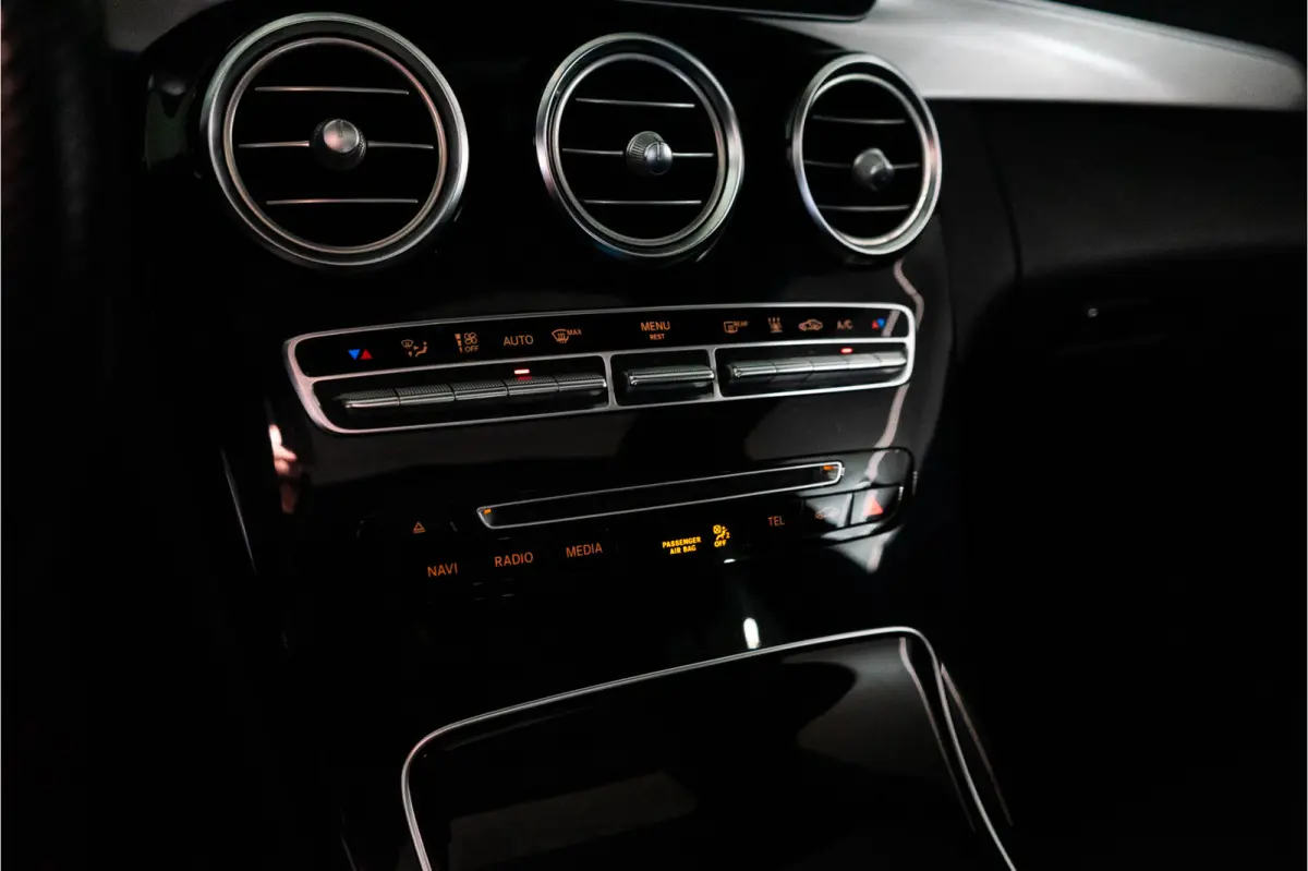 350 e Business Solution AMG 279PK | Pano | Keyless | 360 | Sfeerverlichting
