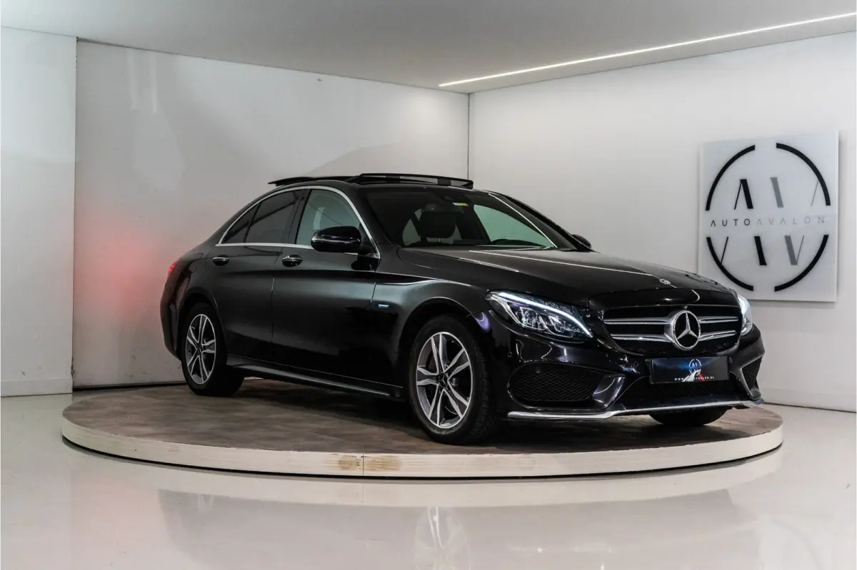 350 e Business Solution AMG 279PK | Pano | Keyless | 360 | Sfeerverlichting