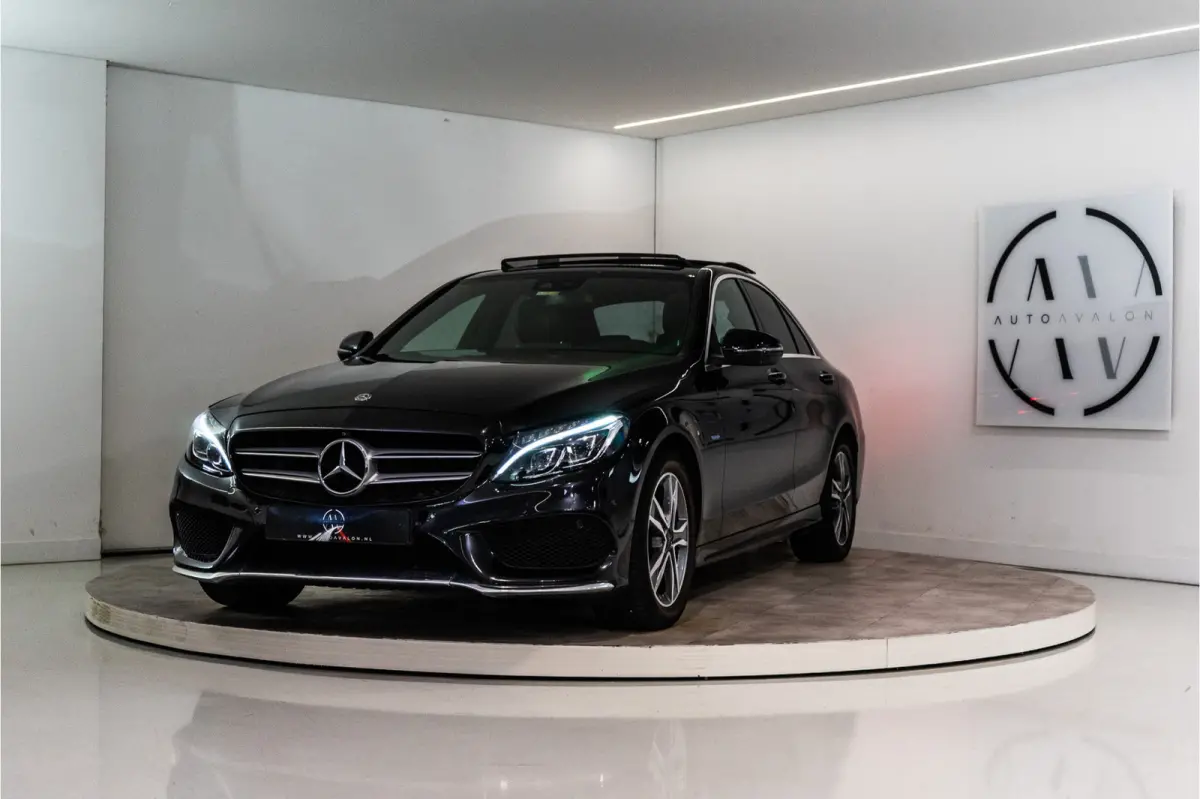 350 e Business Solution AMG 279PK | Pano | Keyless | 360 | Sfeerverlichting