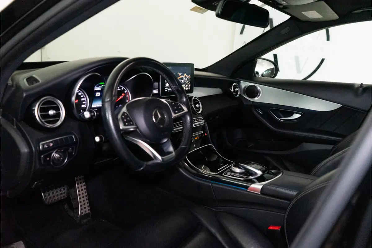 350 e Business Solution AMG 279PK | Pano | Keyless | 360 | Sfeerverlichting
