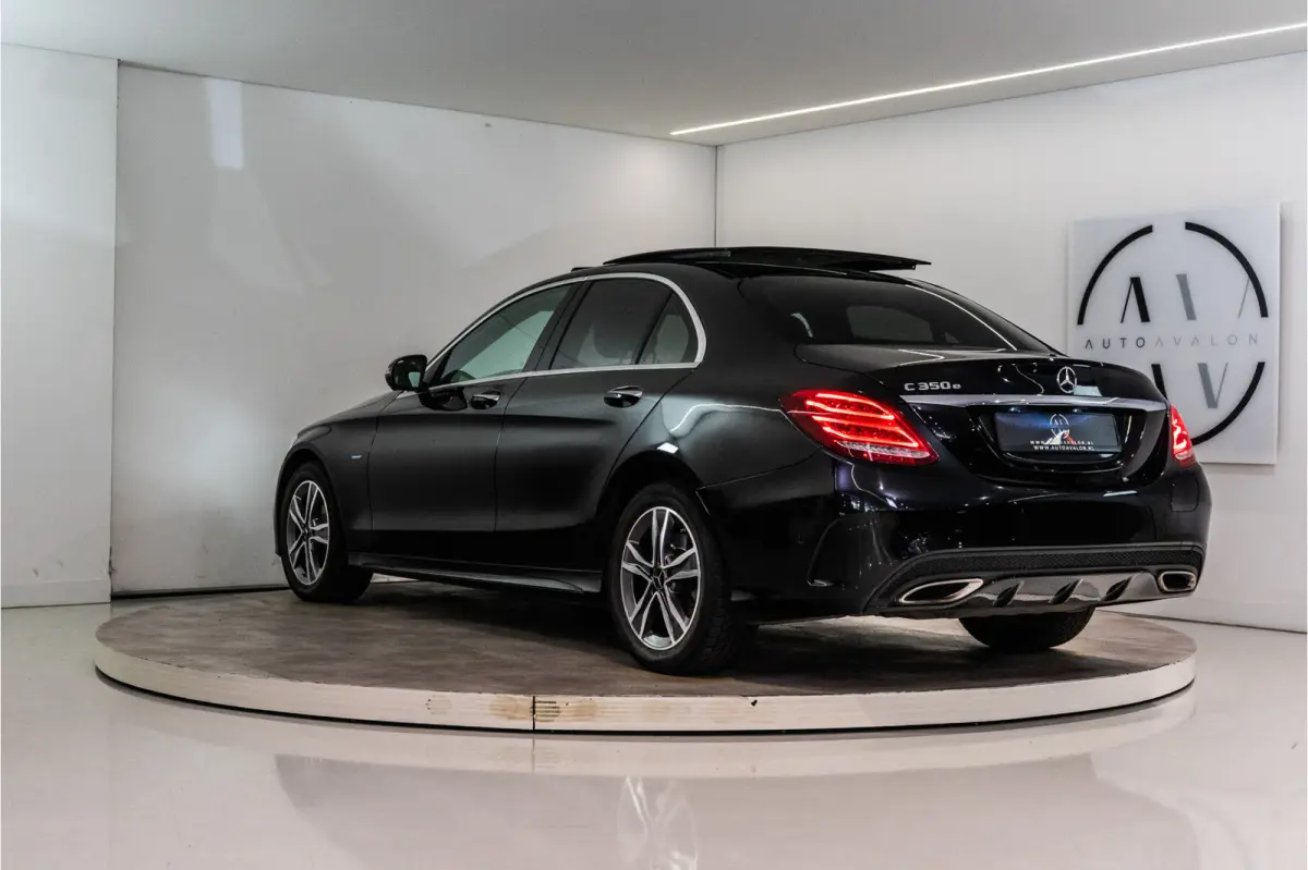 350 e Business Solution AMG 279PK | Pano | Keyless | 360 | Sfeerverlichting