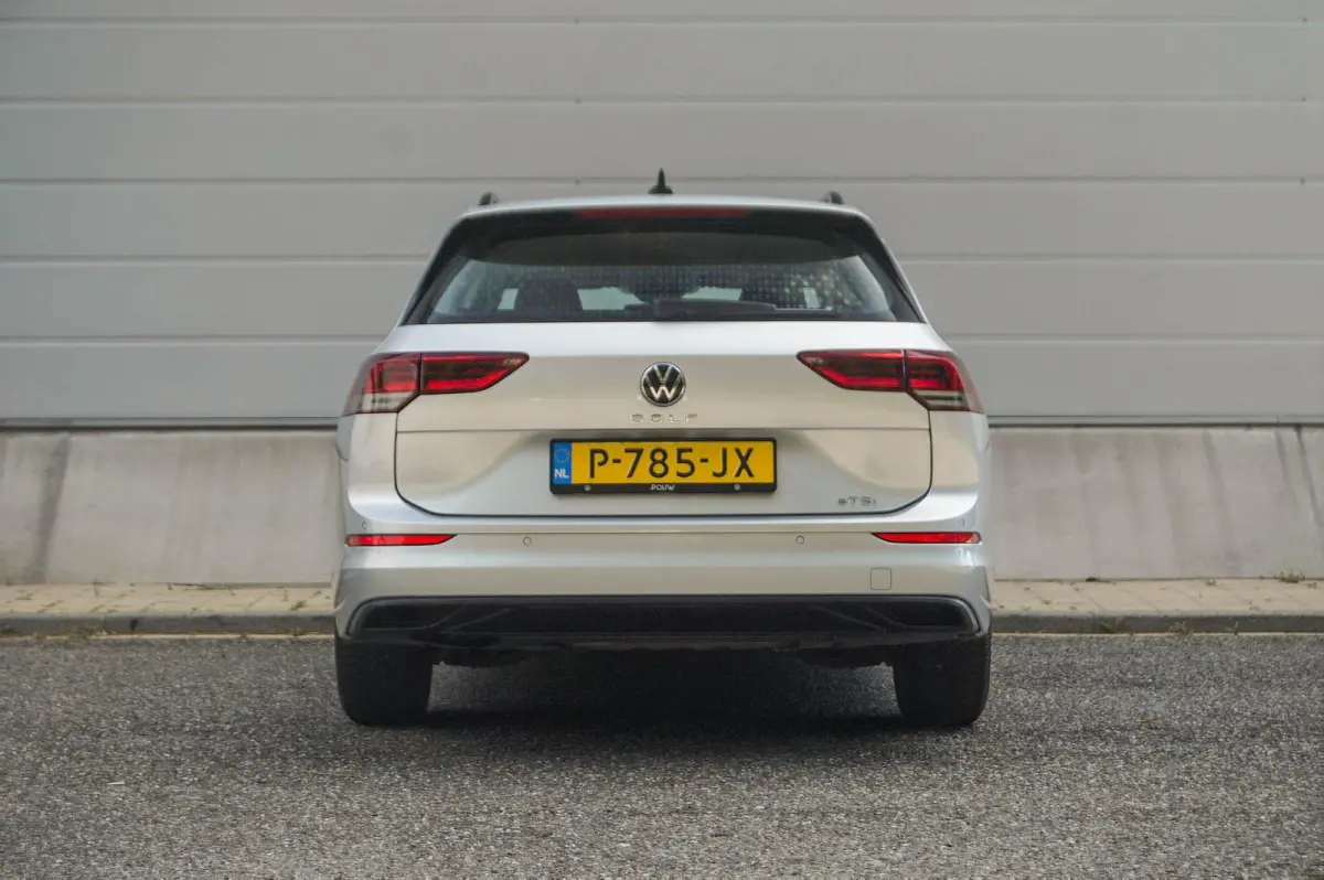 1.0 eTSI 110pk DSG Life | Navigatie | Apple Carplay & Android Auto | Adaptive Cruise