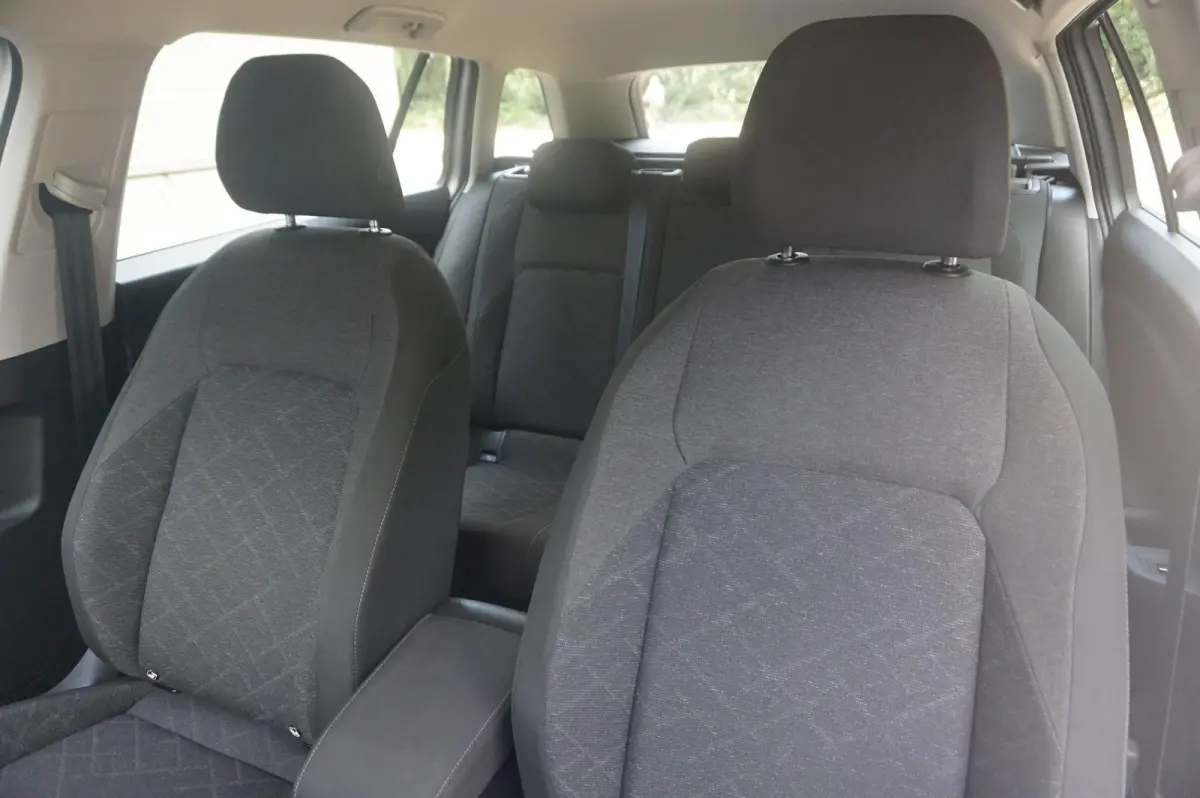 1.0 eTSI 110pk DSG Life | Navigatie | Apple Carplay & Android Auto | Adaptive Cruise