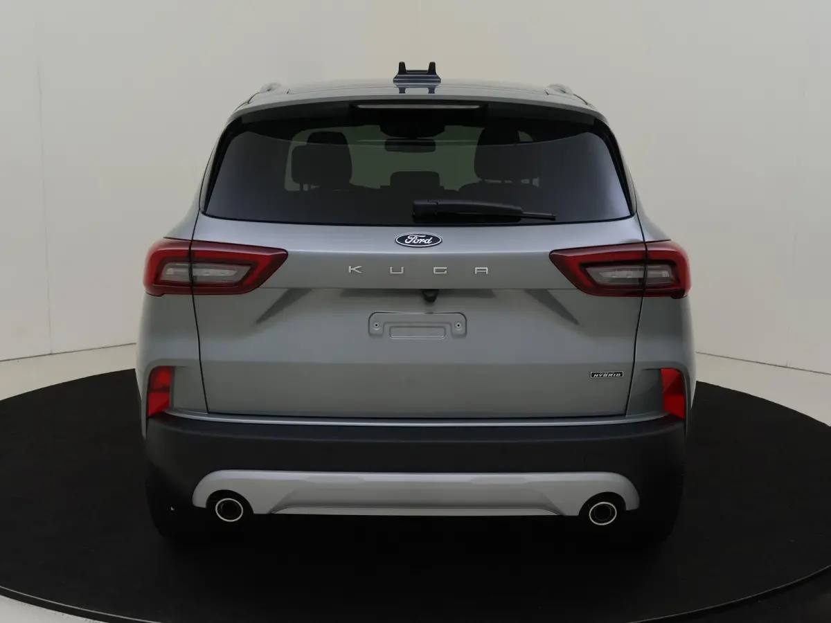 2.5 PHEV Titanium | Automaat | Climate control | LMV | PDC | Reservewiel | Navi | Apple CarPlay / Android Auto |