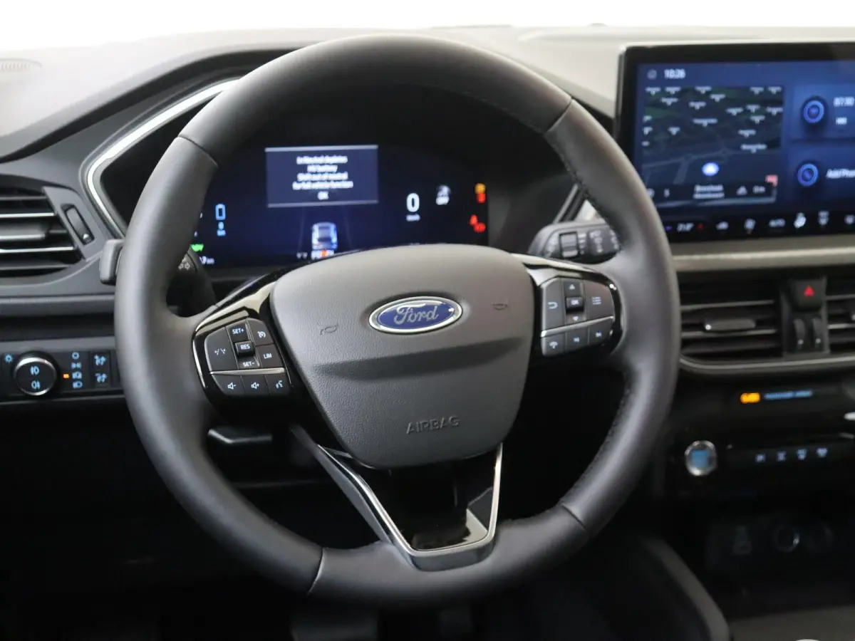 2.5 PHEV Titanium | Automaat | Climate control | LMV | PDC | Reservewiel | Navi | Apple CarPlay / Android Auto |