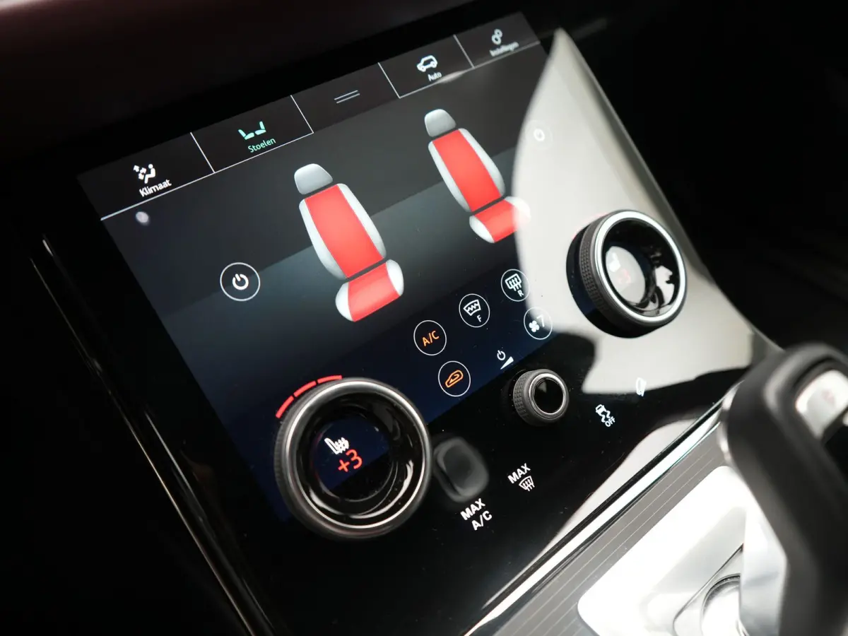P300e AWD R-Dynamic SE PHEV 309pk | Trekhaak Afn. | Adaptive Cruise | Head Up | 360 Camera | Meridian Audio | Lederen Sportstoelen Memory & Verwarmd | Keyless | Blis | Stuur Verwarmd | Apple
