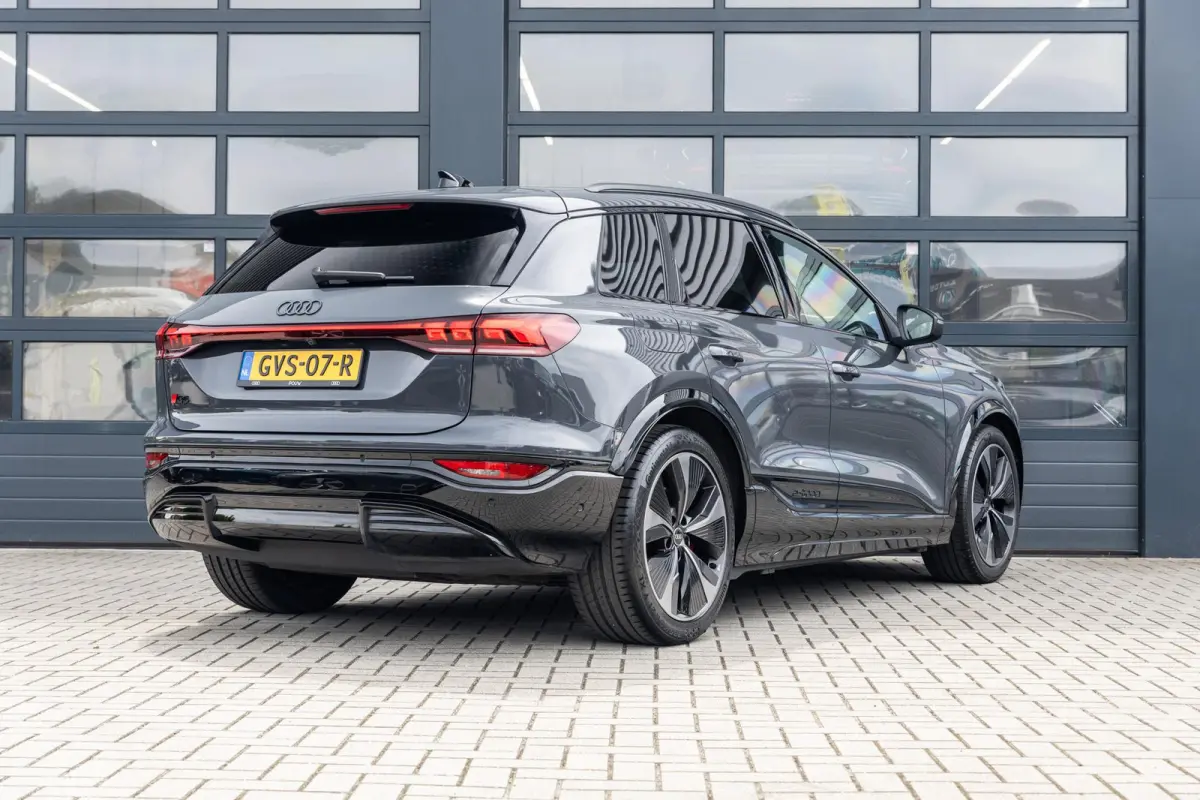 388pk edition quattro 100 kWh | B&O 3D Audio | Luchtvering | Panoramadak | Head-up Display