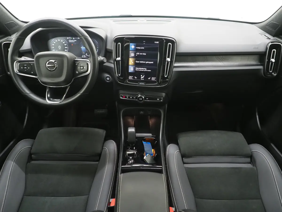 1.5 T5 Plug-in hybrid Ultimate Dark | Panoramadak | Trekhaak | Pilot Assist | Harman/Kardon | 360 | Memory | Keyless
