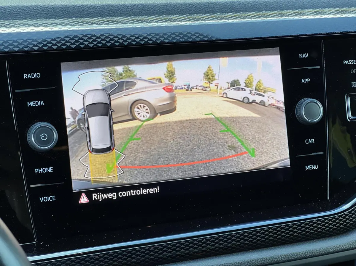 1.0 TSI|R-Line|Camera|Keyless|Virtual|Carplay|