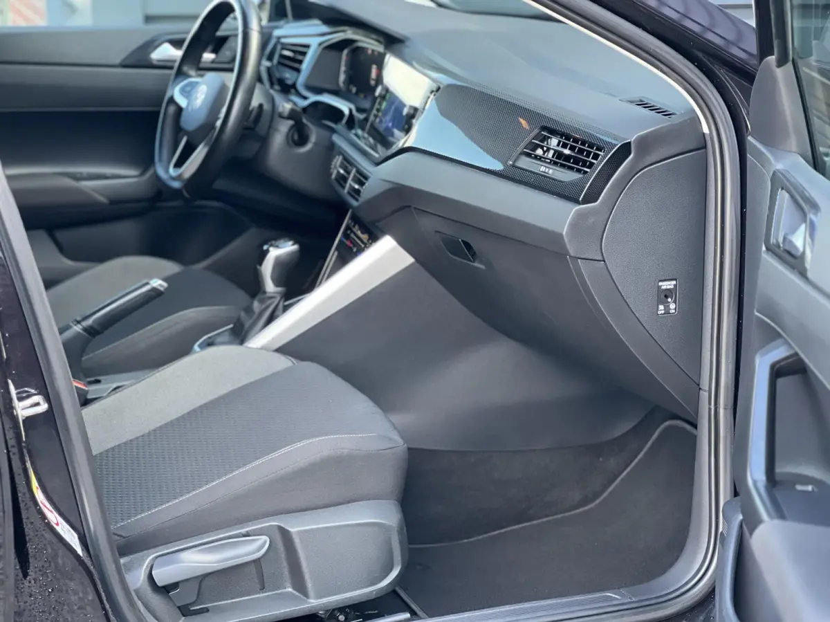 1.0 TSI|R-Line|Camera|Keyless|Virtual|Carplay|