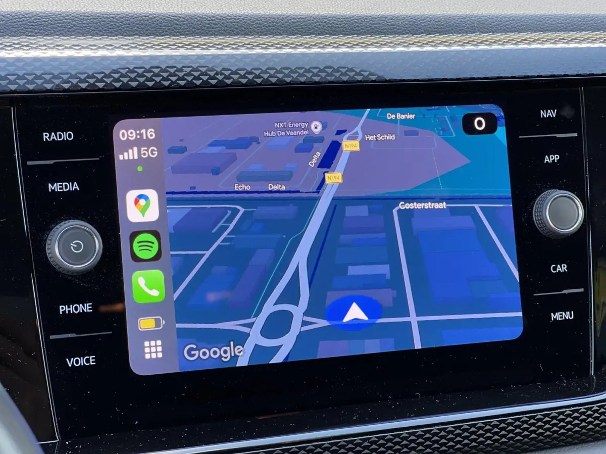 1.0 TSI|R-Line|Camera|Keyless|Virtual|Carplay|