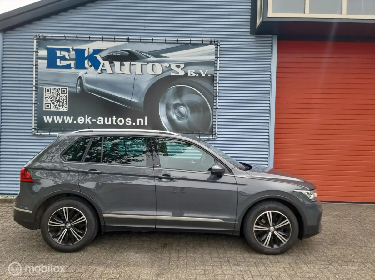 1.5 TSI Elegance DSG Facelift. Compleet !