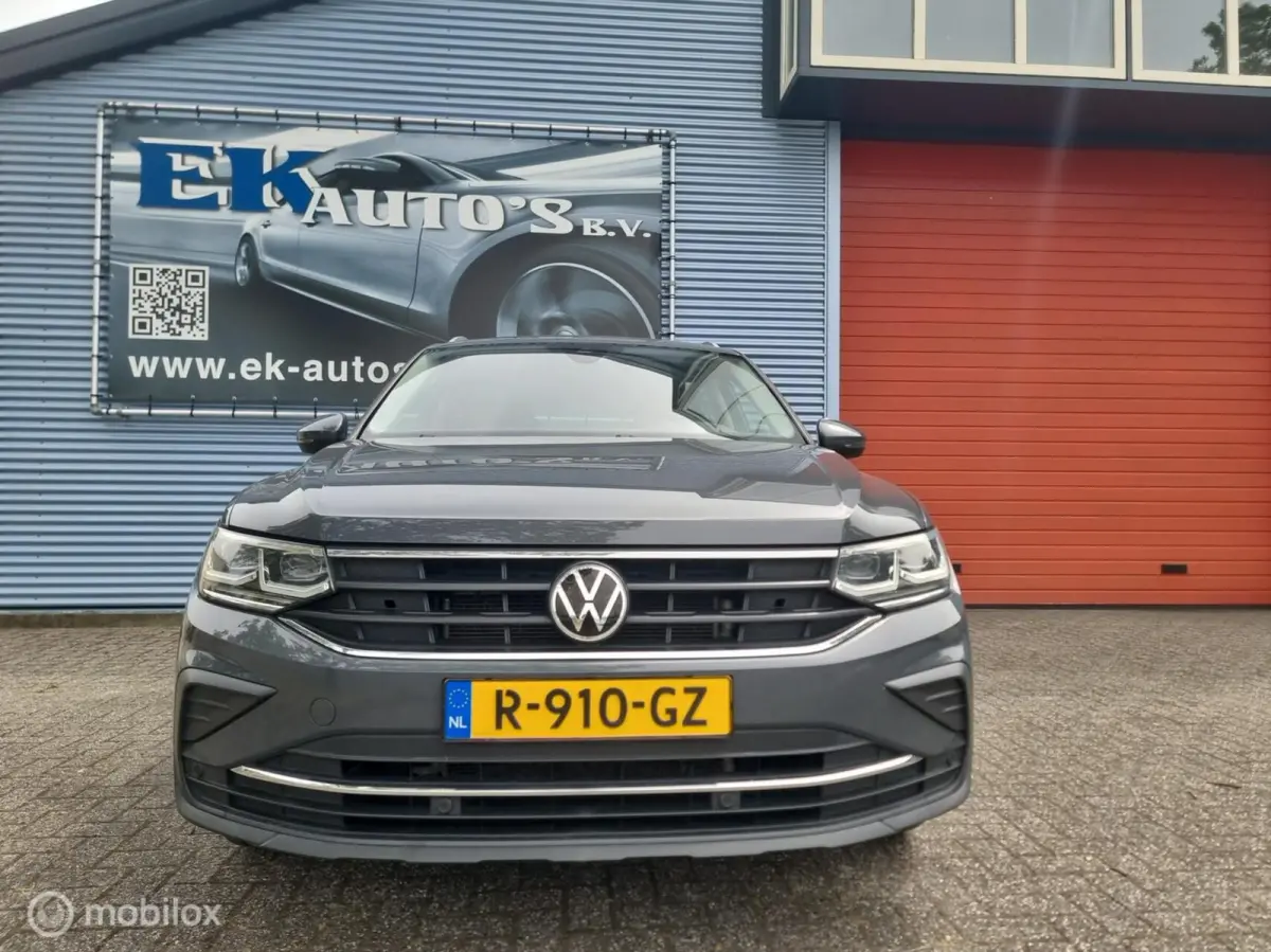 1.5 TSI Elegance DSG Facelift. Compleet !