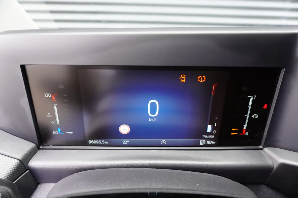 111pk L1H1 Trend Nieuw model Apple Carplay Camera Parkeersensoren Cruise control Digitaal Dashboard Trekhak