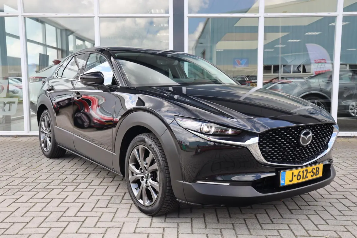 2.0 e-SkyActiv-X M Hybrid Luxury|Leder|Stoel/stuurverwarming|Navi|Camera|