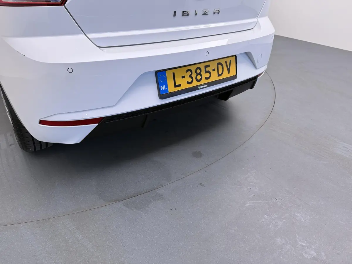1.0 TSI Style Business Intense | Apple CarPlay | Navigatie | Achteruitrijcamera |
