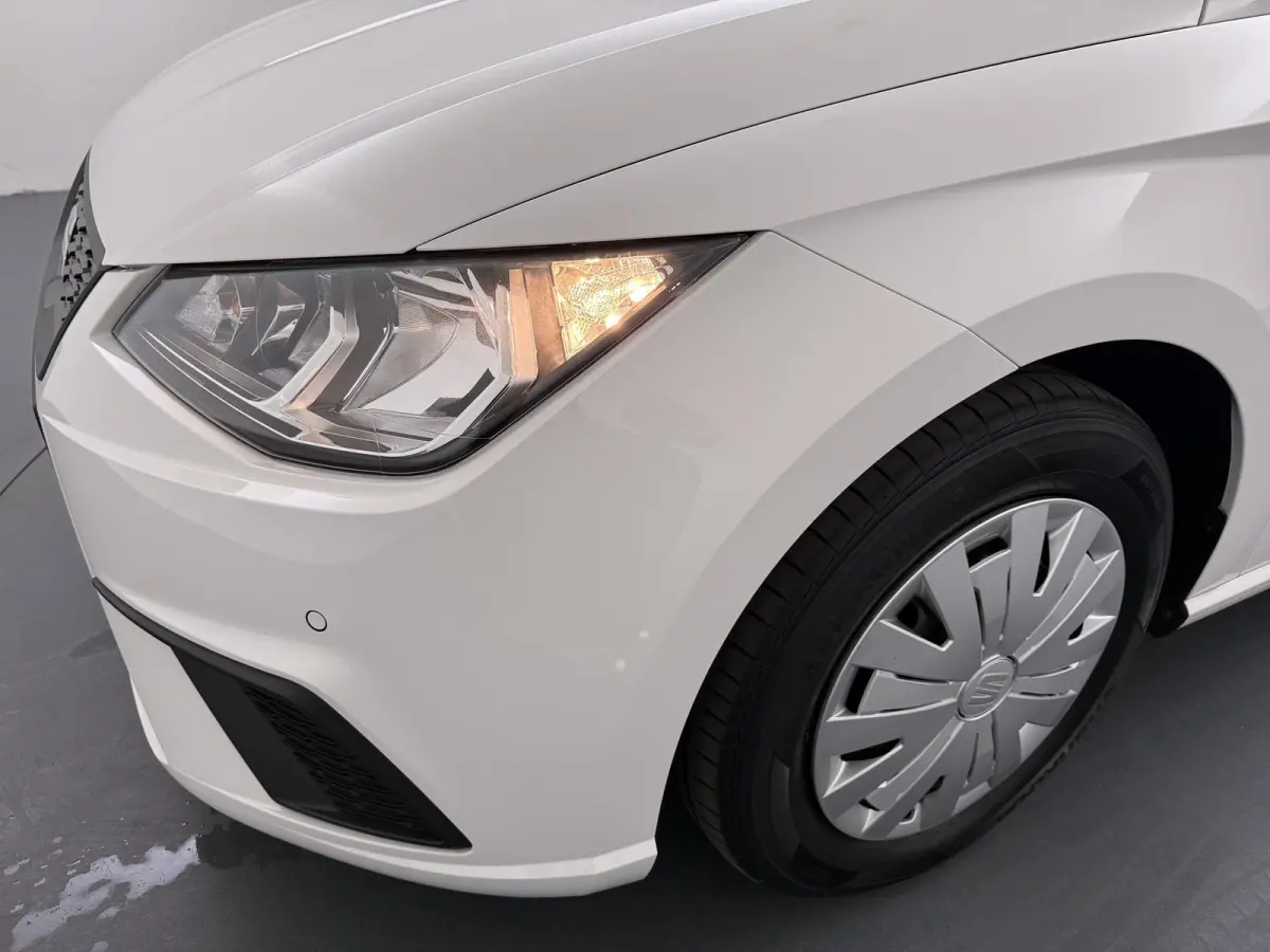 1.0 TSI Style Business Intense | Apple CarPlay | Navigatie | Achteruitrijcamera |