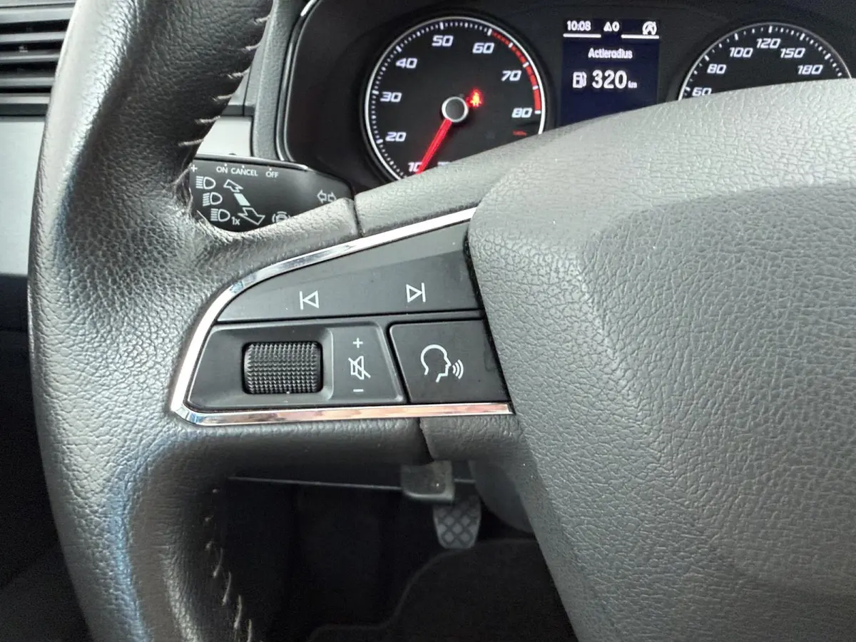 1.0 TSI Style Business Intense | Apple CarPlay | Navigatie | Achteruitrijcamera |