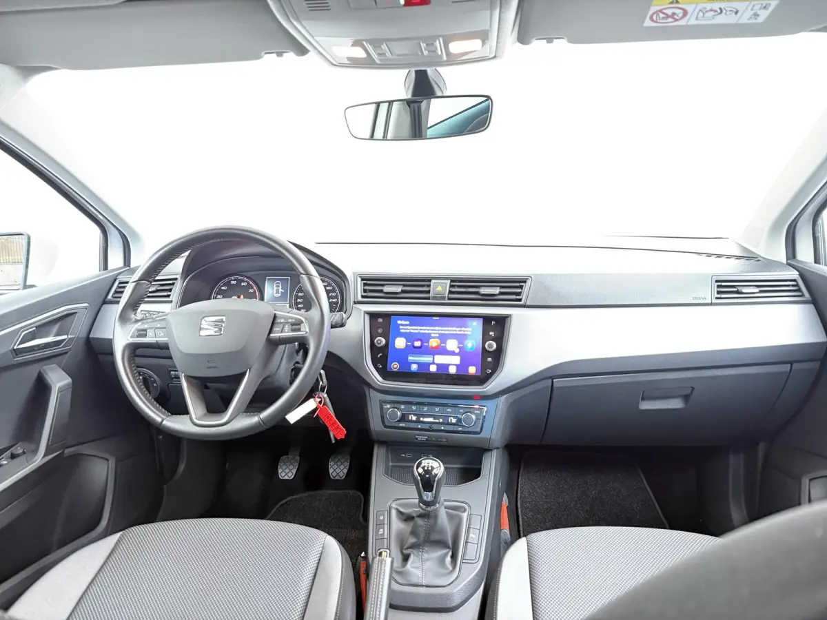 1.0 TSI Style Business Intense | Apple CarPlay | Navigatie | Achteruitrijcamera |
