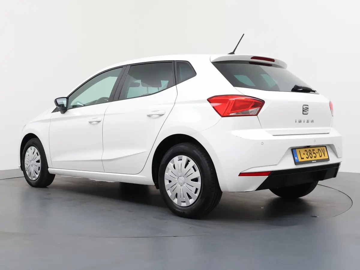 1.0 TSI Style Business Intense | Apple CarPlay | Navigatie | Achteruitrijcamera |