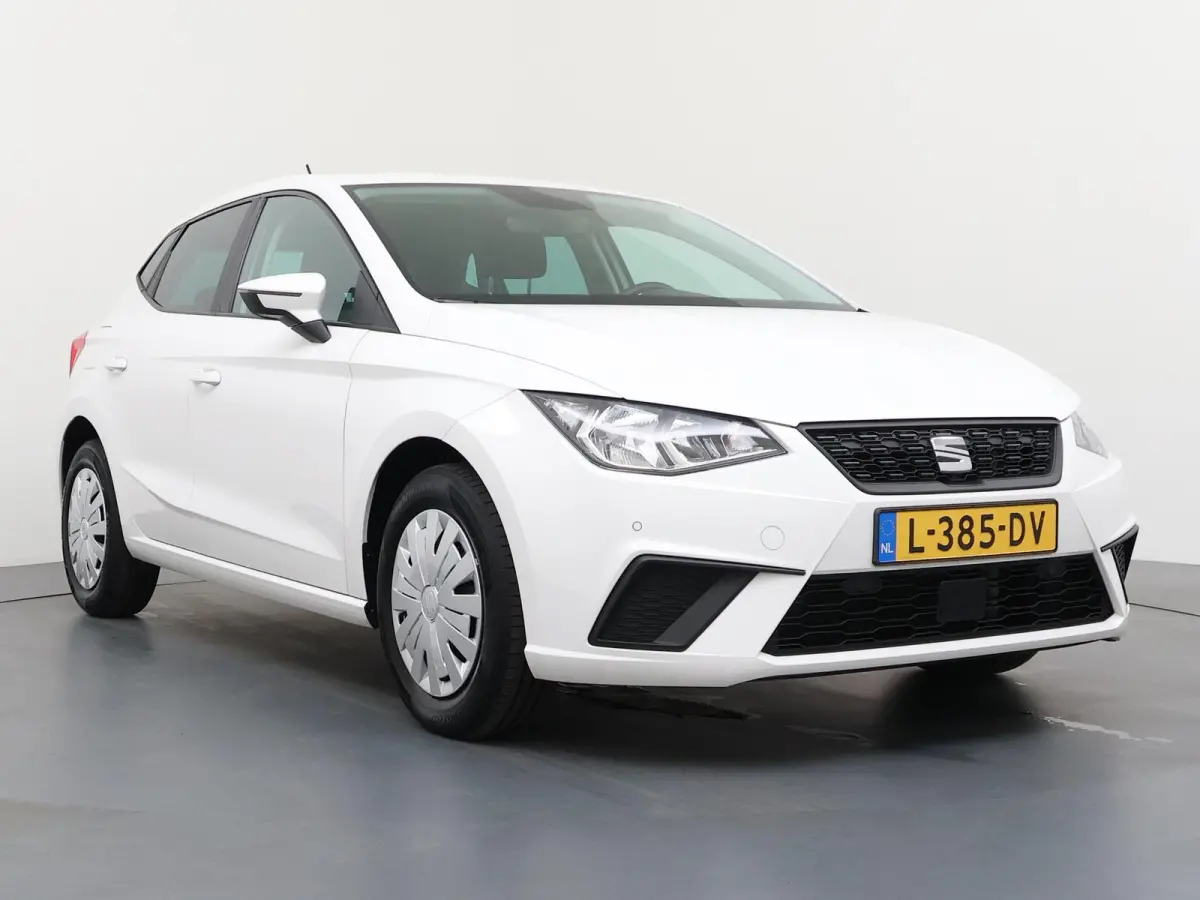 1.0 TSI Style Business Intense | Apple CarPlay | Navigatie | Achteruitrijcamera |