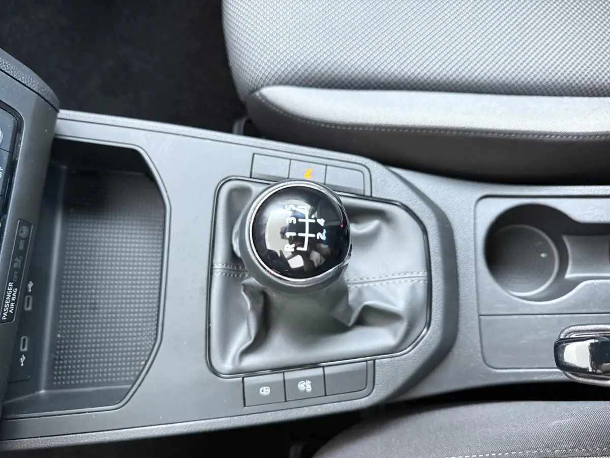 1.0 TSI Style Business Intense | Apple CarPlay | Navigatie | Achteruitrijcamera |