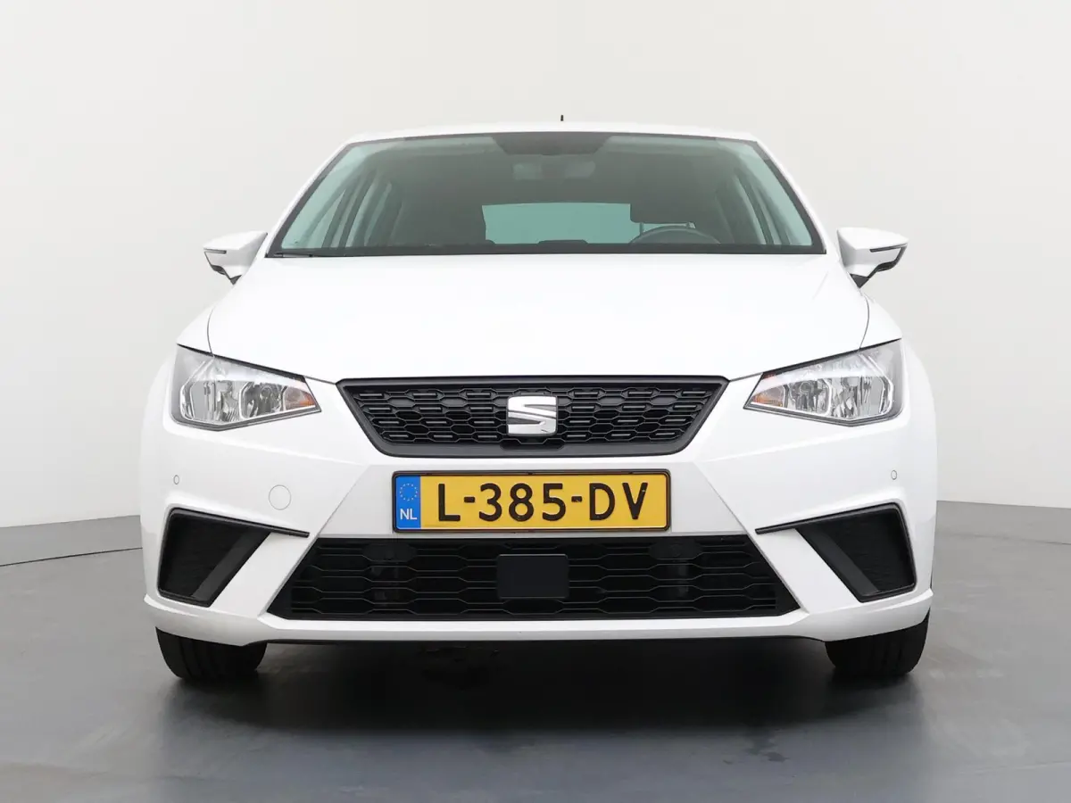 1.0 TSI Style Business Intense | Apple CarPlay | Navigatie | Achteruitrijcamera |