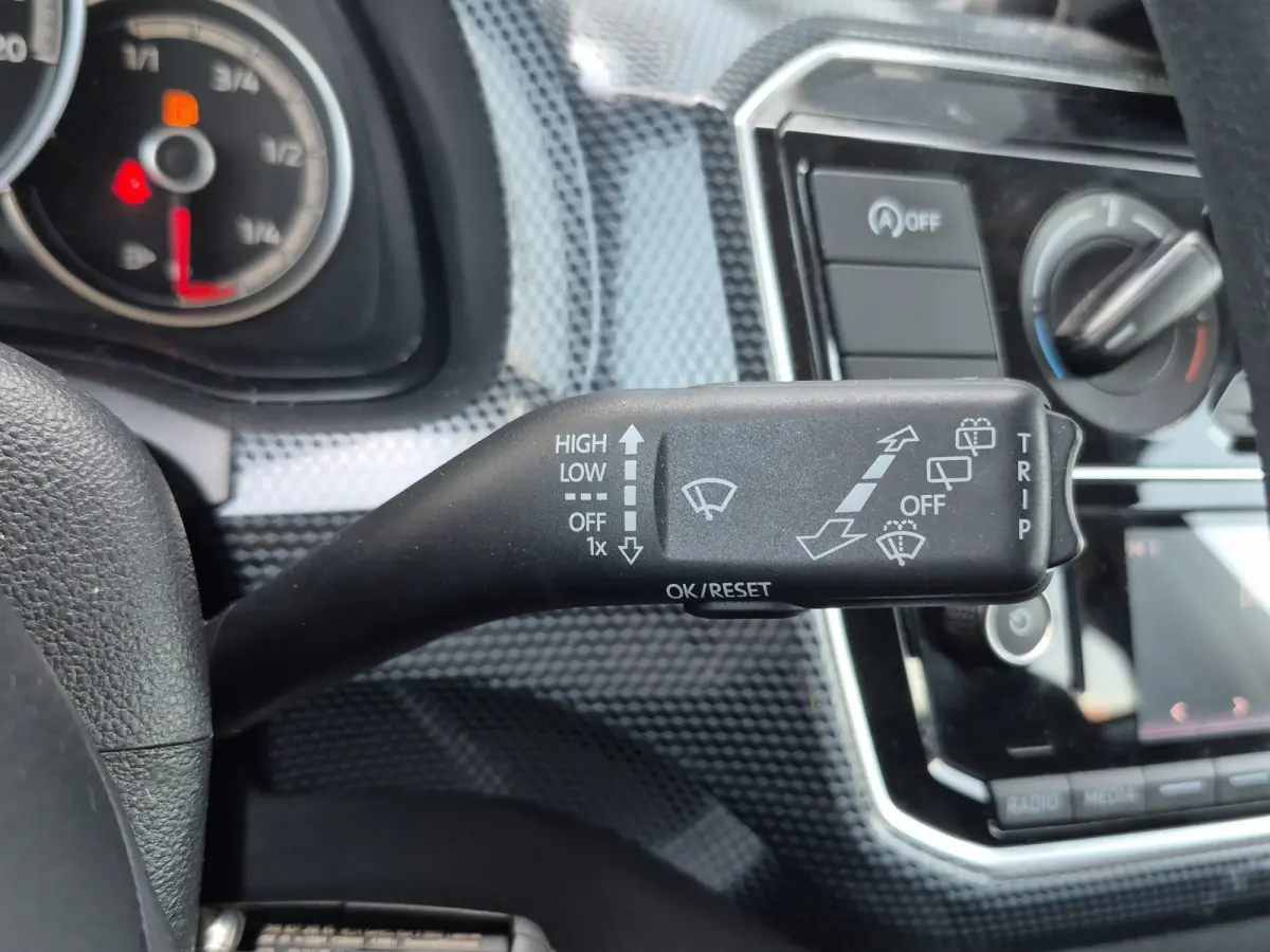 up! 1.0 Airco | DAB | Bluetooth | Elektrische ramen |