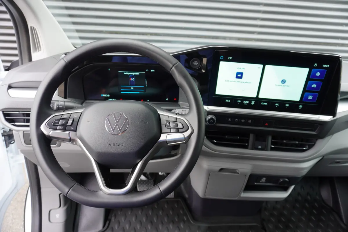 32 L1H1 Life 64 kWh Apple Carplay Camera 3-Zits ACC Cruise control Digitaal Dashboard