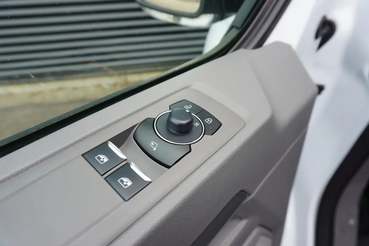32 L1H1 Life 64 kWh Apple Carplay Camera 3-Zits ACC Cruise control Digitaal Dashboard