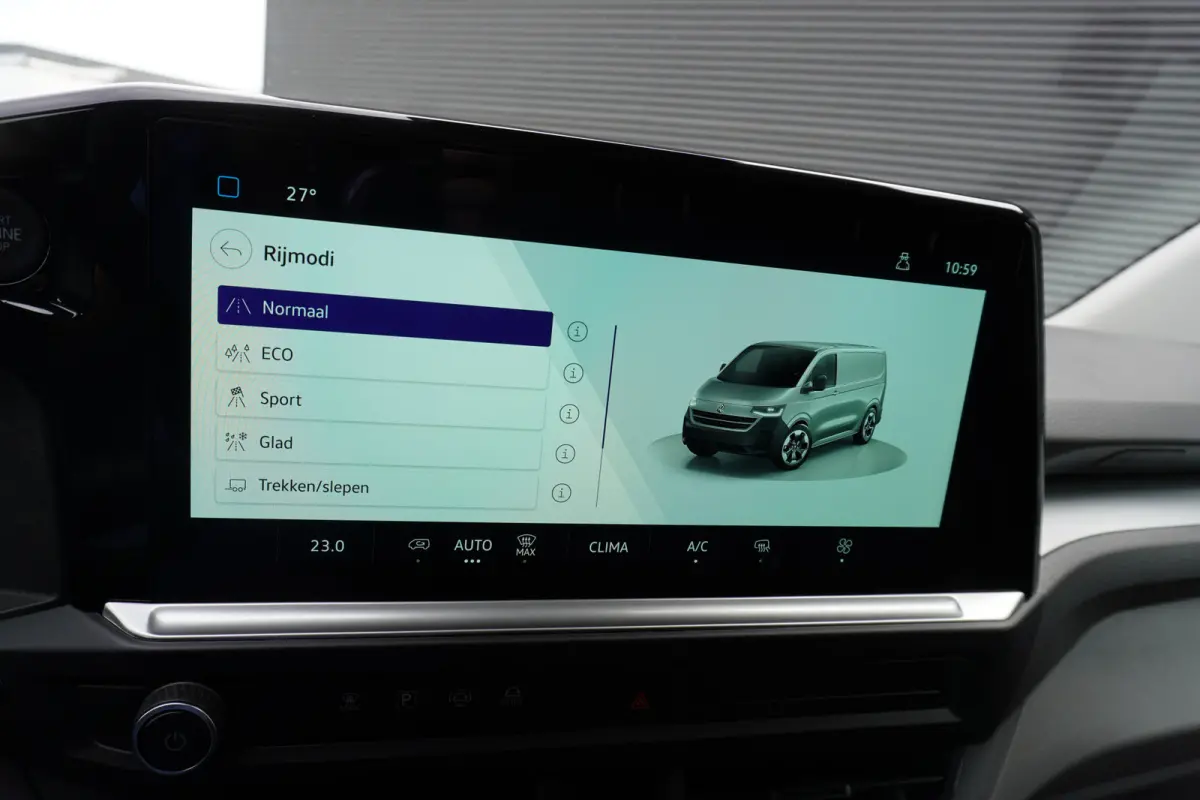 32 L1H1 Life 64 kWh Apple Carplay Camera 3-Zits ACC Cruise control Digitaal Dashboard