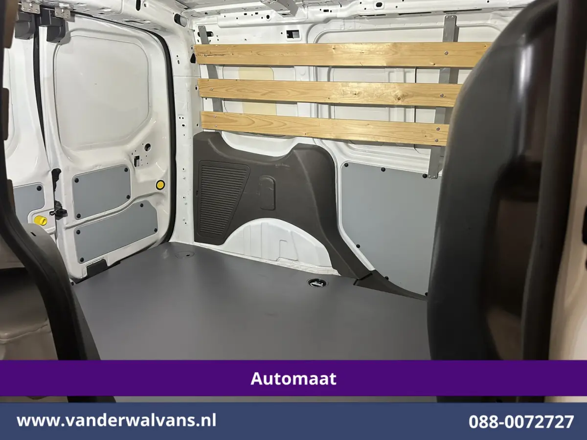 1.5 EcoBlue 100pk Automaat L1H1 Euro6 Airco | Camera | Navigatie | Cruisecontrol Stoelverwarming, LM velgen, Verwarmde voorruit, Parkeersensoren
