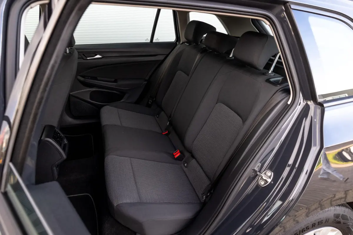 1.0 TSI 110pk | App Connect | Adaptive Cruise | Climatronic