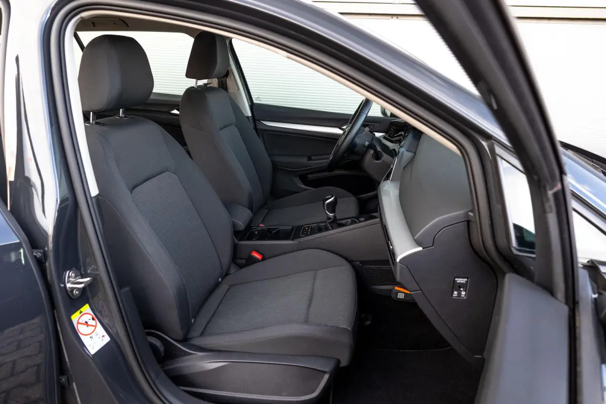 1.0 TSI 110pk | App Connect | Adaptive Cruise | Climatronic
