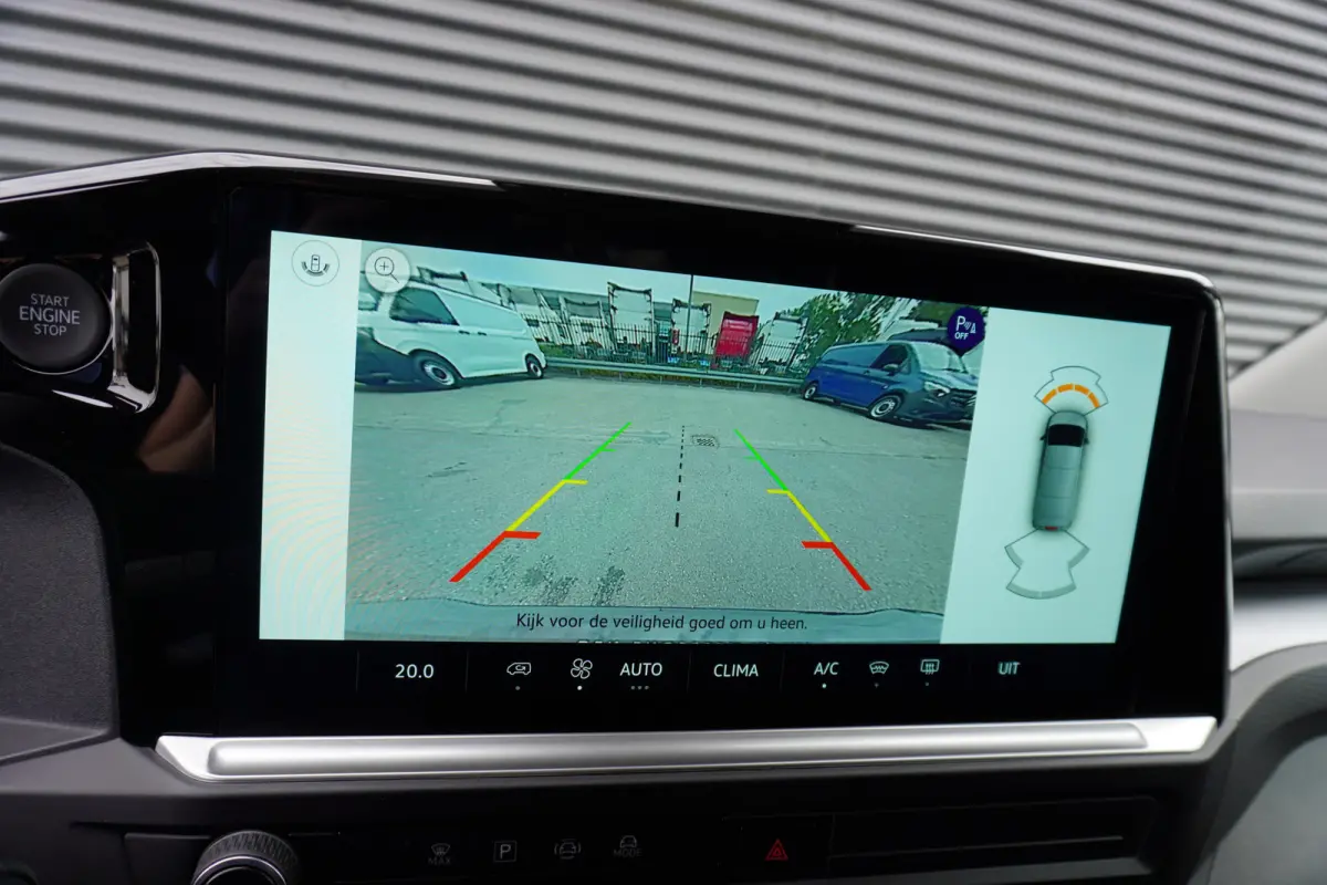 Caravelle 32 L1H1 Style 2 Schuifdeuren 64 kWh 9 persoons LED Apple Carplay Camera ACC Cruise control Digitaal Dashboard