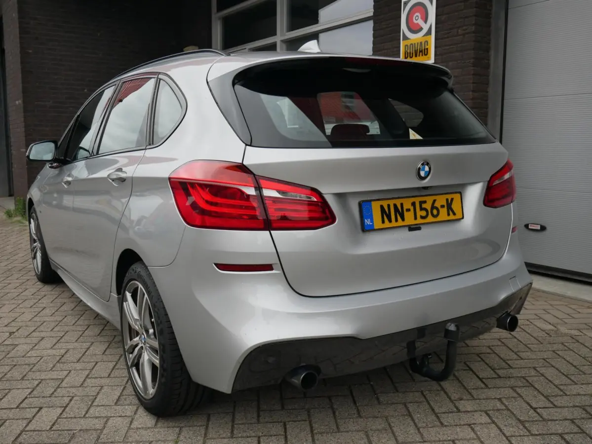 220i High Executive M Sport| Leder| Camera| Trekhaak