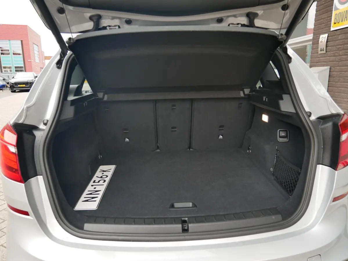 220i High Executive M Sport| Leder| Camera| Trekhaak