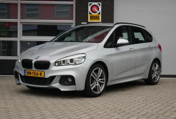 220i High Executive M Sport| Leder| Camera| Trekhaak