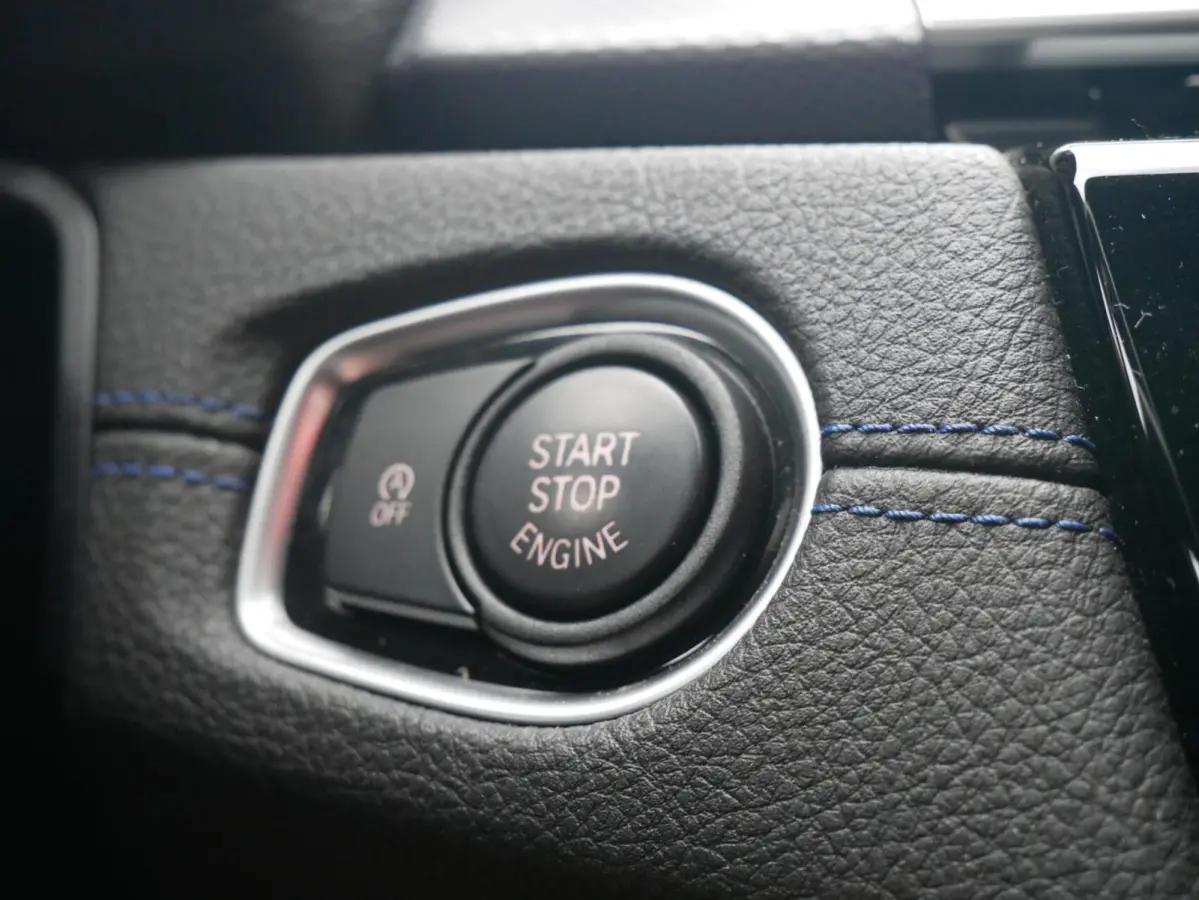 220i High Executive M Sport| Leder| Camera| Trekhaak