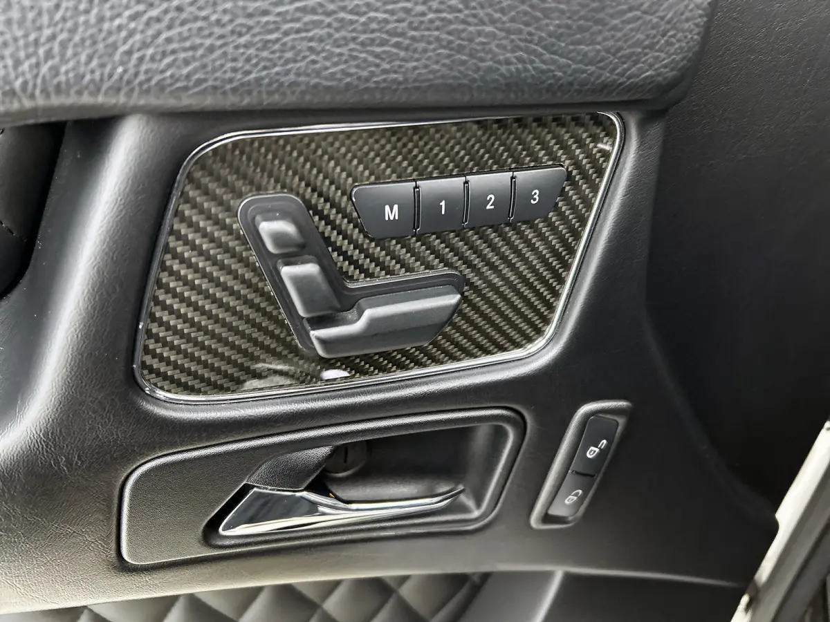 AMG 63 4Matic AANBIEDING!!! (Goed OnderH,Panorama, Carbon Pakket, Carplay, Camera, StoelVen, Trekhaak, Etc)
