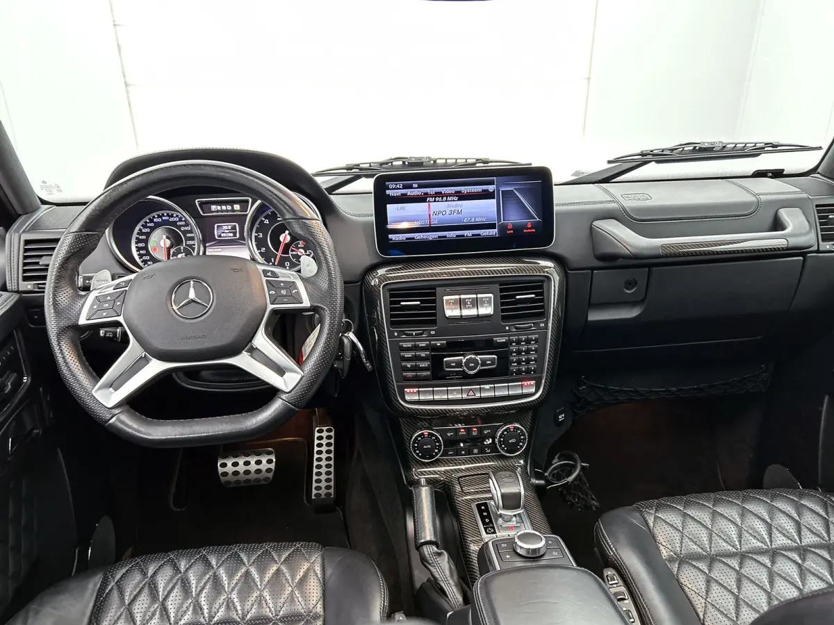 AMG 63 4Matic AANBIEDING!!! (Goed OnderH,Panorama, Carbon Pakket, Carplay, Camera, StoelVen, Trekhaak, Etc)