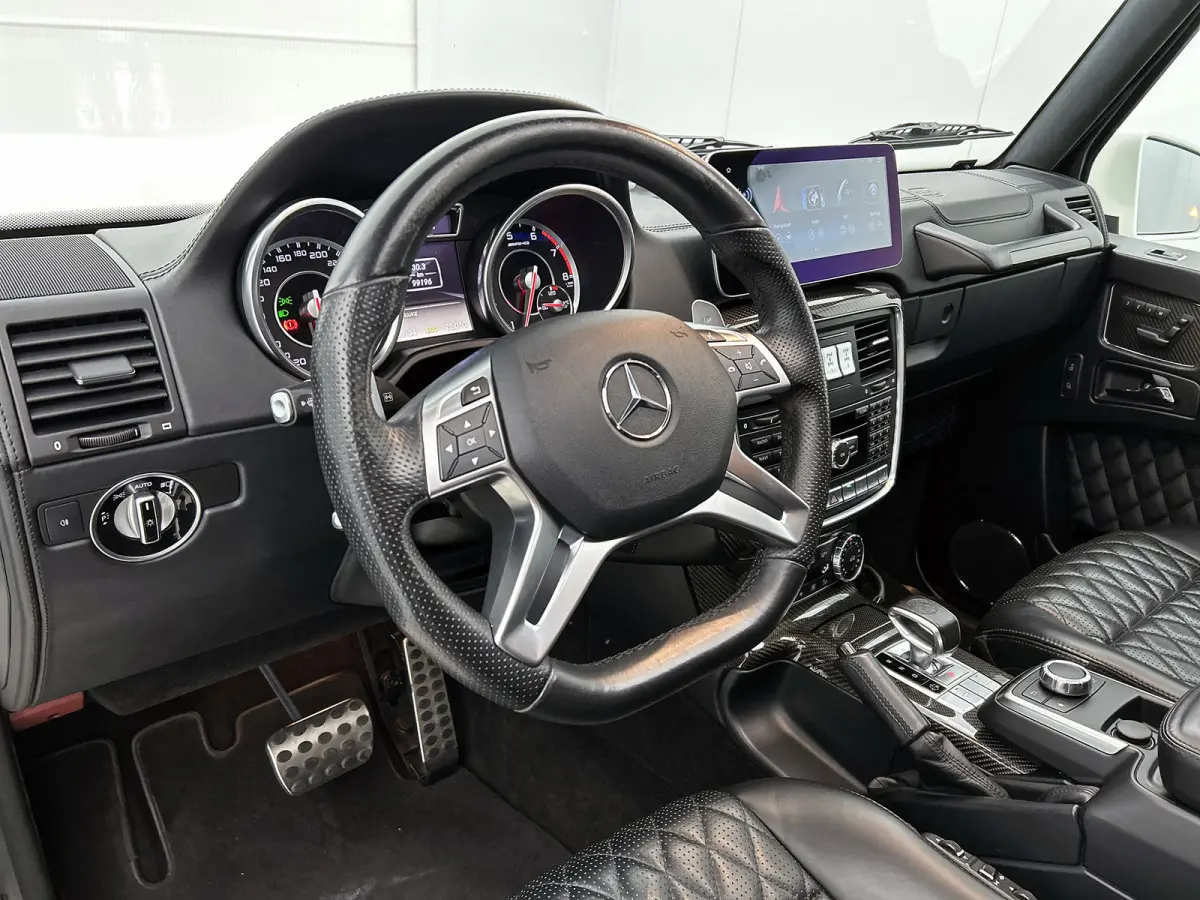 AMG 63 4Matic AANBIEDING!!! (Goed OnderH,Panorama, Carbon Pakket, Carplay, Camera, StoelVen, Trekhaak, Etc)