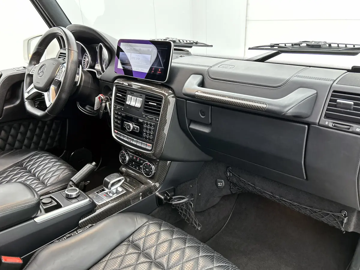 AMG 63 4Matic AANBIEDING!!! (Goed OnderH,Panorama, Carbon Pakket, Carplay, Camera, StoelVen, Trekhaak, Etc)