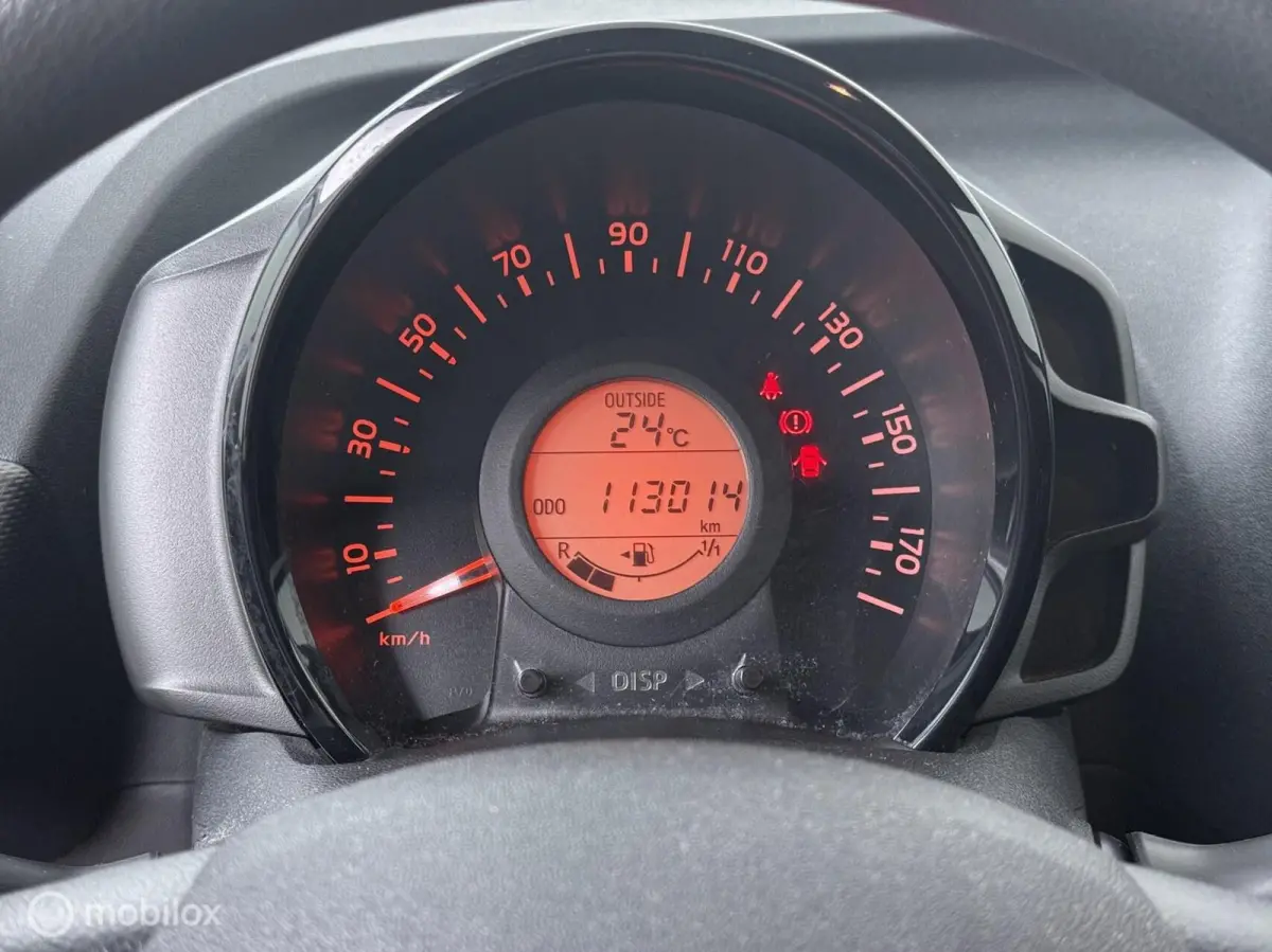 1.0 VTi Live |BTW|